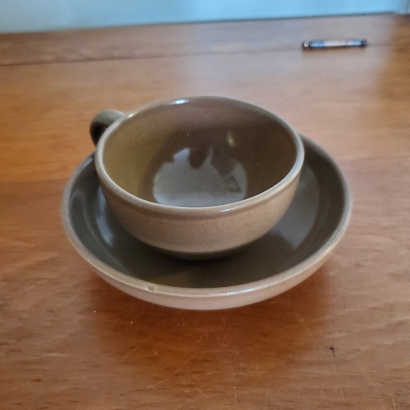 FREE with purchase--Iroquois Casual China cup and saucer by Russel Wright - Picture 2 of 7